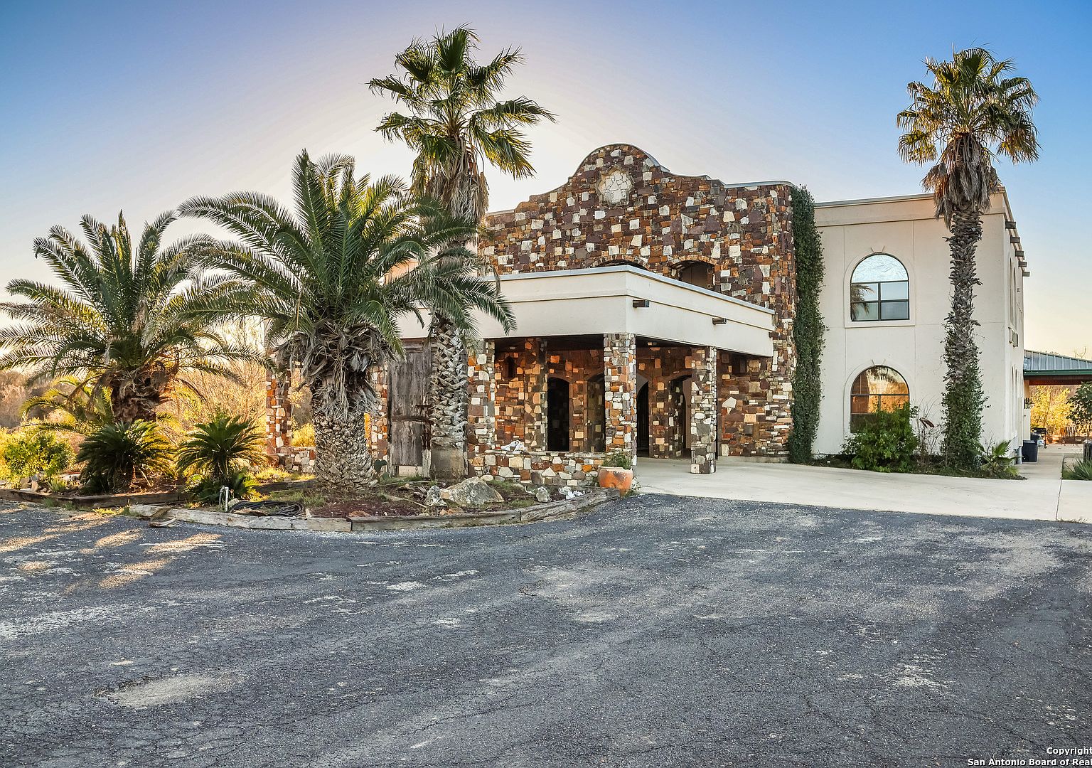 3766 FM 65, Crystal City, TX 78839 | Zillow