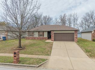 505 S Casa Grande Avenue, Springfield, MO 65802