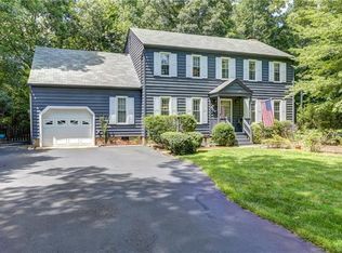 2500 Whispering Oaks Ct, Midlothian, VA 23112