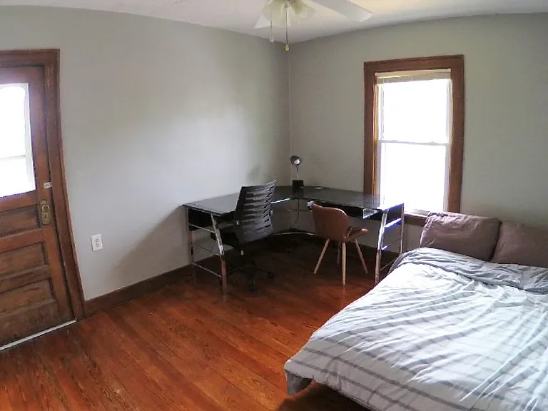 24 N 20th St — Photo 3