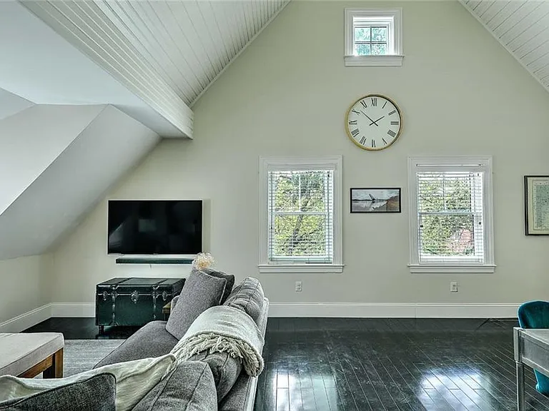 26 S Angell St #3 — Photo 17
