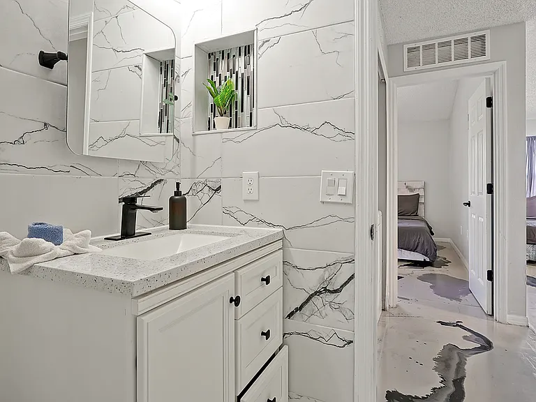 52 Perrotti Ln — Photo 21