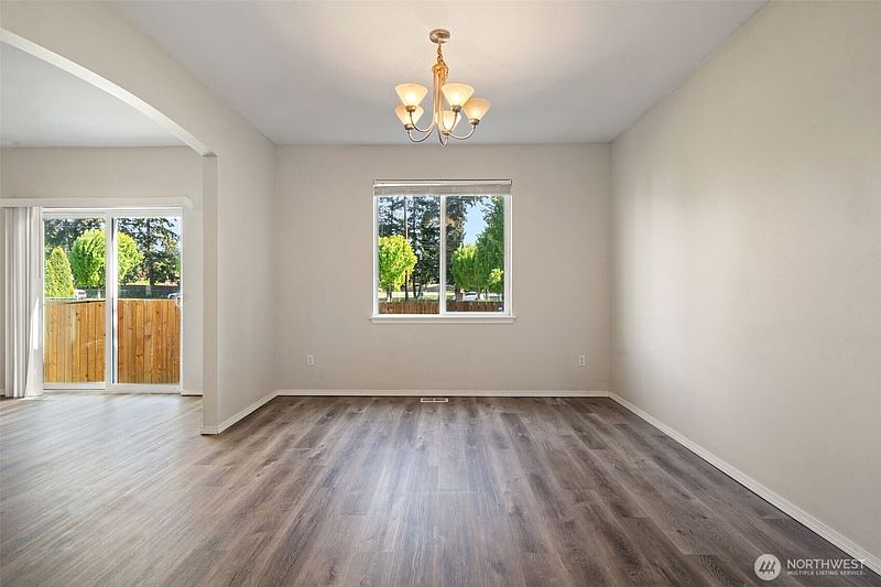 4th image of 6602 159th Street E
