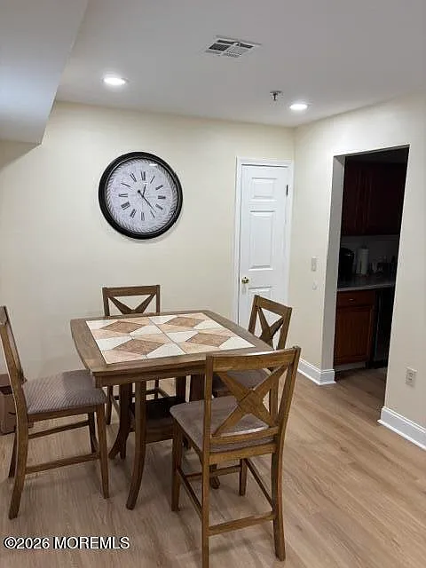 1 bed, 1.5 bath, 942 sqft, $2,300 — Photo 2