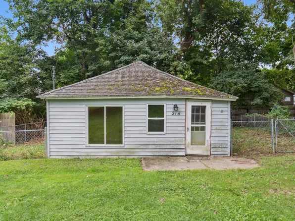 214 N Fountain St, Marshall, MI 49068