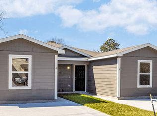 7528 Maxroy St #B, Houston, TX 77088