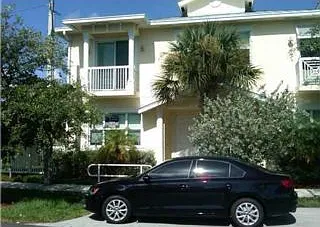 2 bed, 2.0 bath, $3,100 — Photo 1