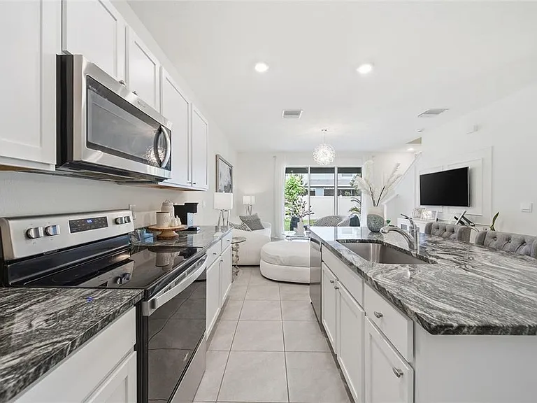 1340 Colt Creek Pl — Photo 9