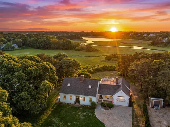 26 Hardings Beach Road, Chatham, MA 02633