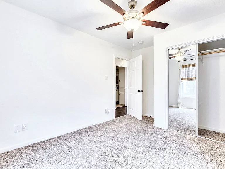 5607 Samuel Huston Ave — Photo 12