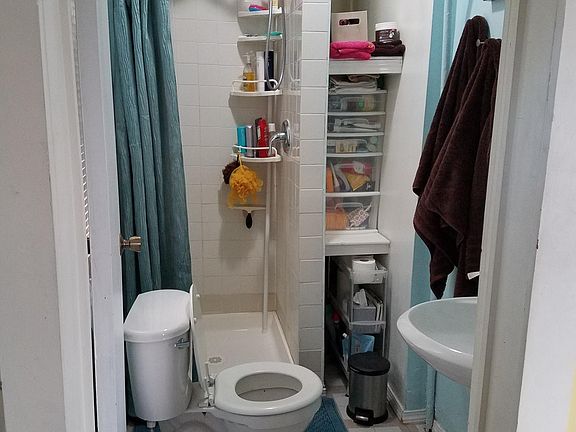 5th image of 2830 W Armitage Apartment