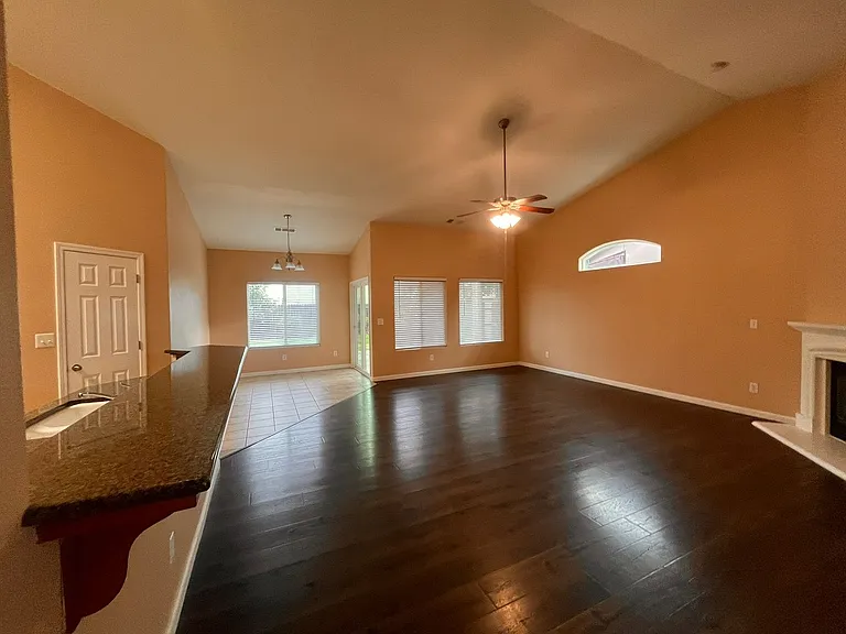 2340 Catavee Ave — Photo 3