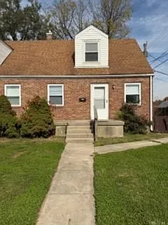 375 Wayne Dr