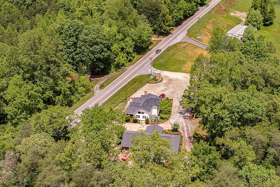 2nd image of 563 Gainesville Hwy Lot 4
