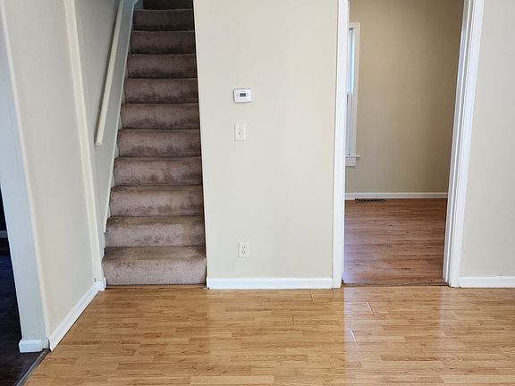 3rd image of 252 1st Ave S
