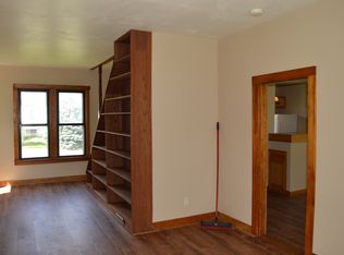 900 1st St, New Glarus, WI 53574