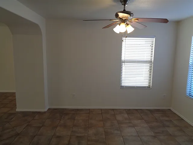 8057 W Hatcher Rd — Photo 5
