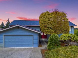 8701 45th St W, University Place, WA