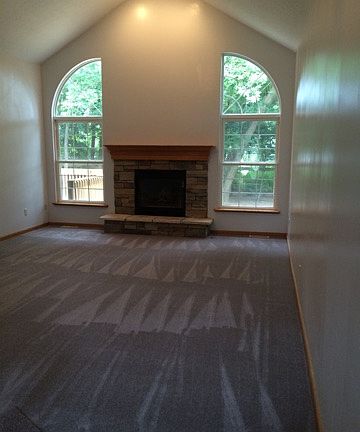 4th image of 5200 Greenbriar Ln