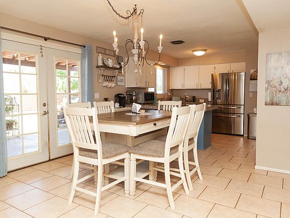 4th image of 3911 W Sunny Hills Pl