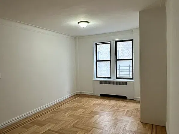 917 Sheridan Ave APT 4E, Bronx, NY 10451