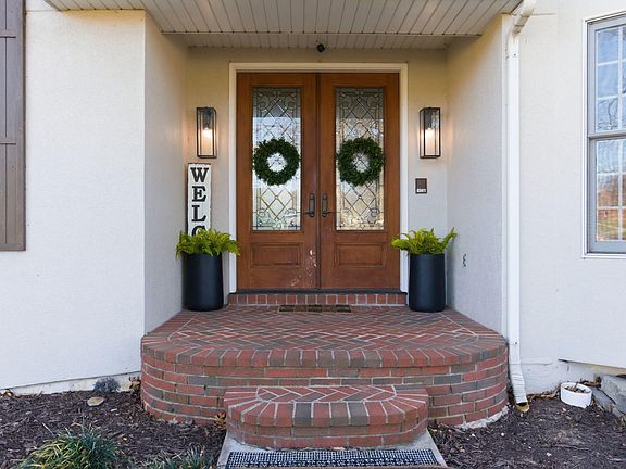 4th image of 2118 S Forrest Heights Avenue