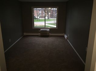 181 Little Canada Rd E #102, Little Canada, MN 55117