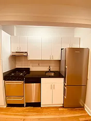 Rented by Metropolis Real Estate of Manhattan