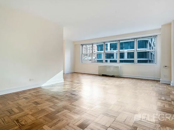 888 8th Ave APT 7U