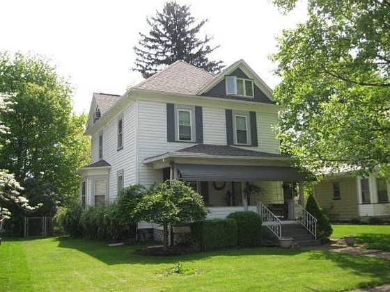 1st image of 113 Superior Ave