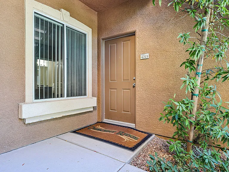D2x2 Apartment Exterior
