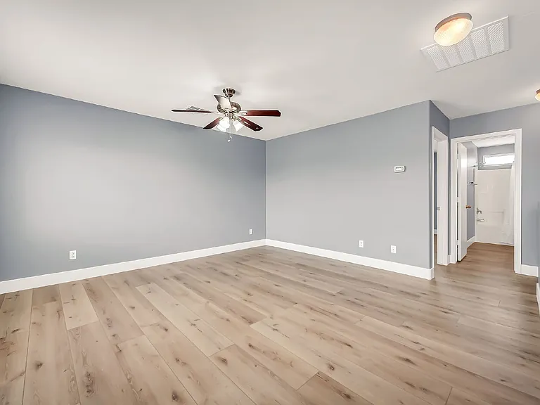 2422 E Olivine Rd — Photo 34