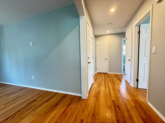 4th image of 128 Bradford St #2