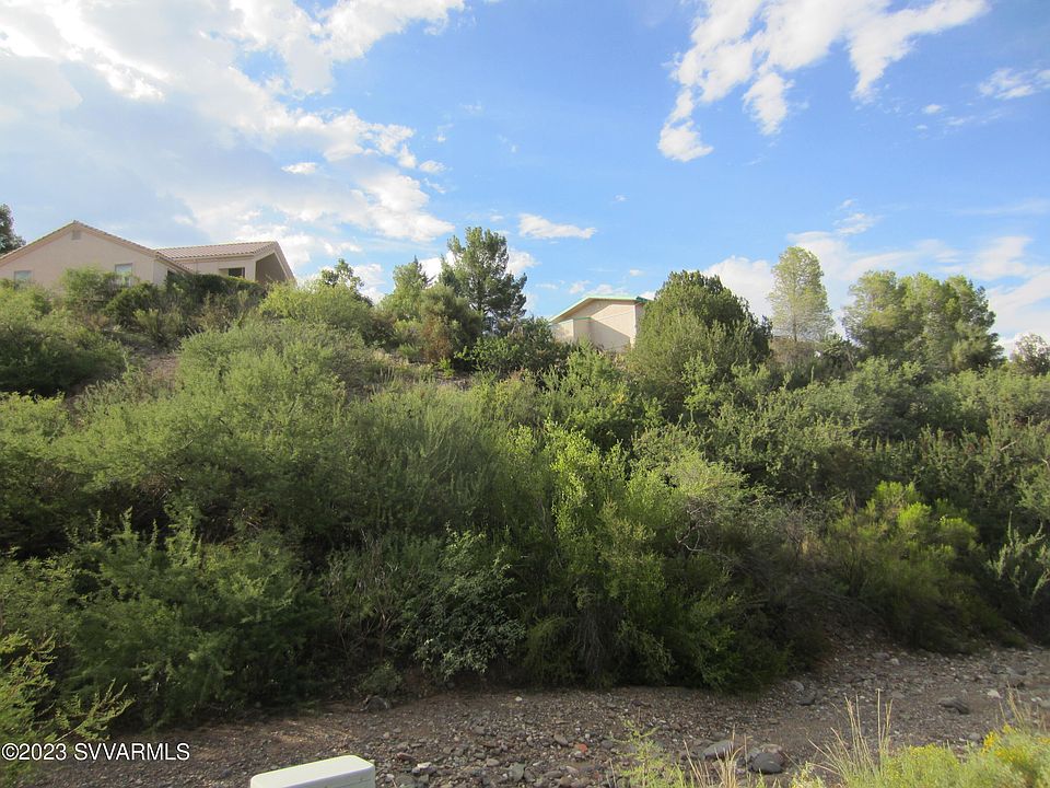 1st image of 1952 Deserama Circle