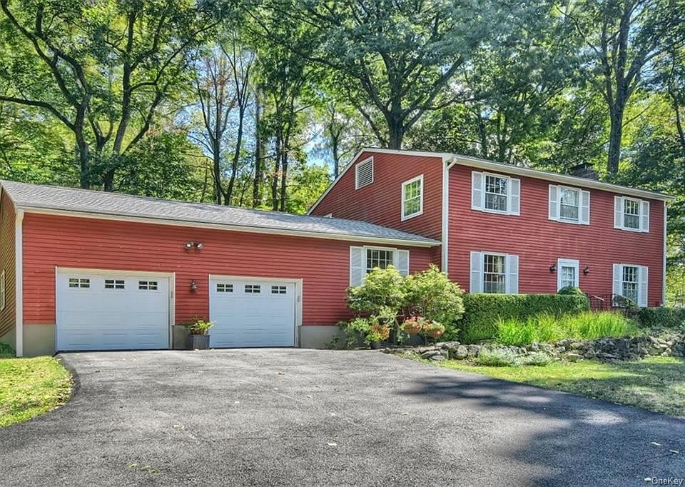 1st image of 28 John Cava Ln