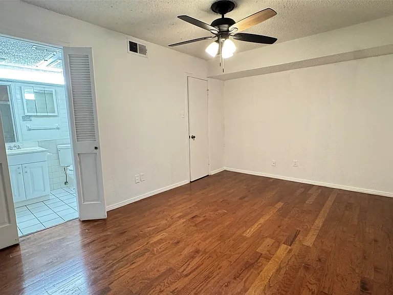 9811 Walnut St #F207 — Photo 6