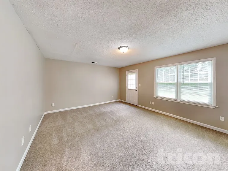 5219 Glendora Ct — Photo 15