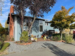 625 Giltner Ln, Edmonds, WA 98020