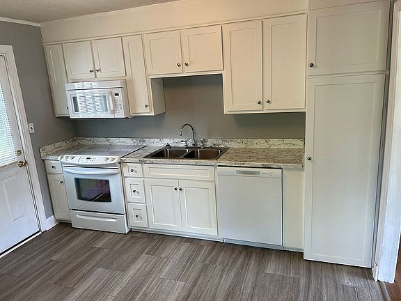 New Kitchen 