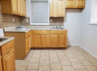 28 Stegman St #1E, Jersey City, NJ 07305