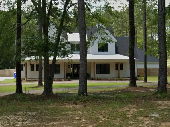 2121 Elm Street Rd, Troy, AL 36081