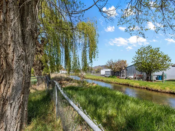 847 C Ave, Terrebonne, OR 97760