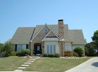 500 Hillcrest Ln, Krum, TX 76249