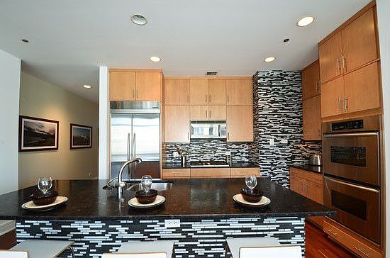 5th image of 333 N Canal St APT 1301