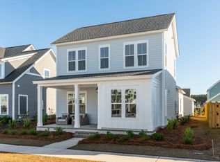 723 Rumbling Leaf Ln, Summerville, SC 29486