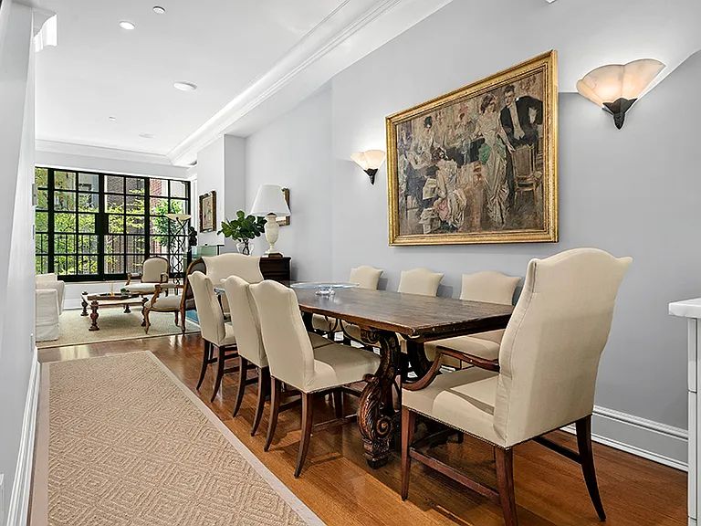 320 E 55th St #TOWNHOUSE — Photo 3
