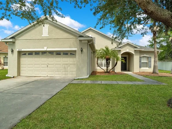 2252 Holly Pine Cir, Orlando, FL 32820