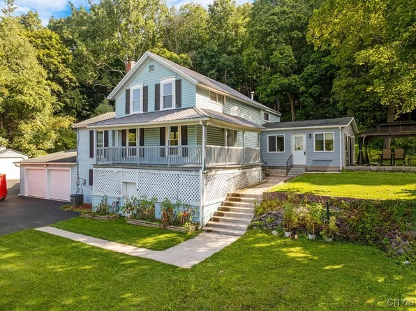 227 Madison St, Chittenango, NY 13037