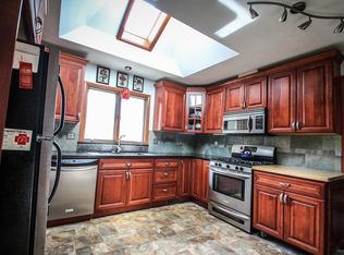 22807 Halburton Rd, Beachwood, OH 44122