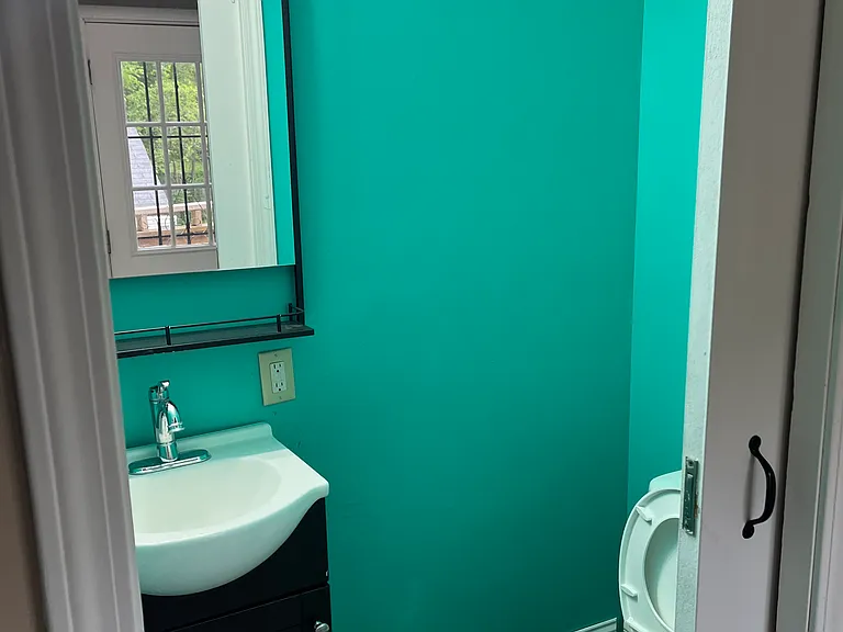 524 Charlotte Ave — Photo 5